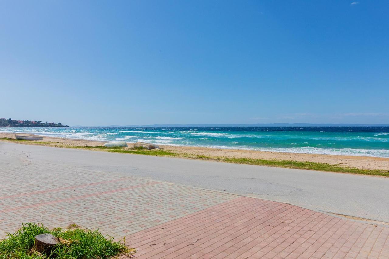 Galazia Akti Seaside Apartments Nikiti  Exteriör bild