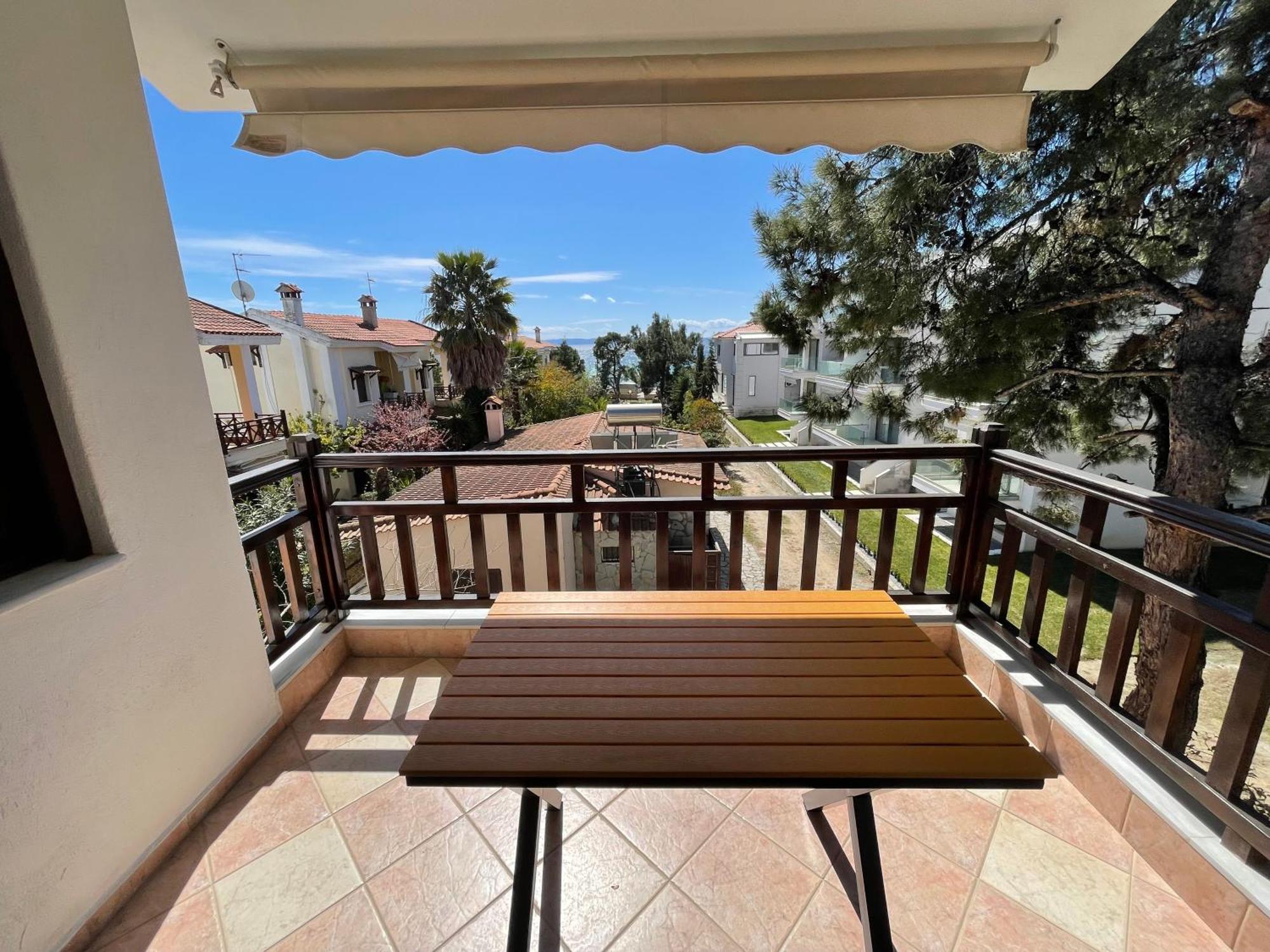 Galazia Akti Seaside Apartments Nikiti  Exteriör bild